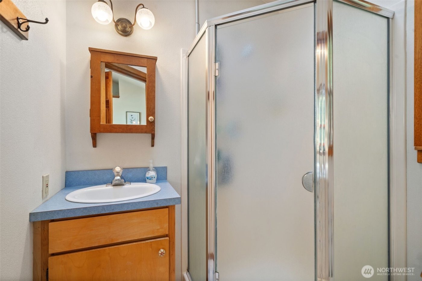 294 E Libby Road , Shelton, WA 98584
