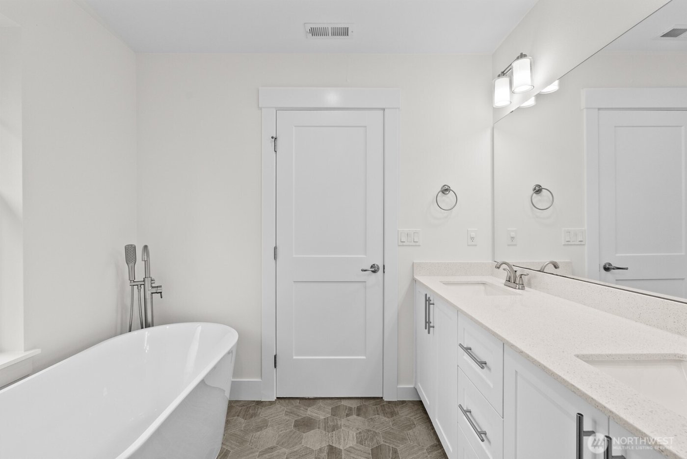 19518 26th Street Court SW, Lakebay, WA 98349