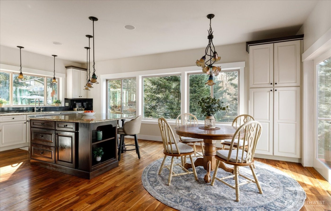 273 Marine Drive , Coupeville, WA 98239