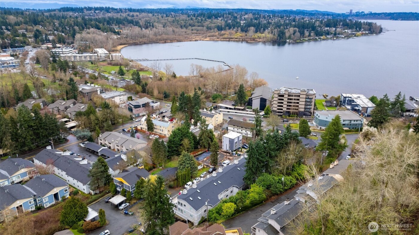 11639 91st Lane NE #3, Kirkland, WA 98034