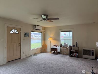 1907 Simpson Avenue , Aberdeen, WA 98520 - Photo 2