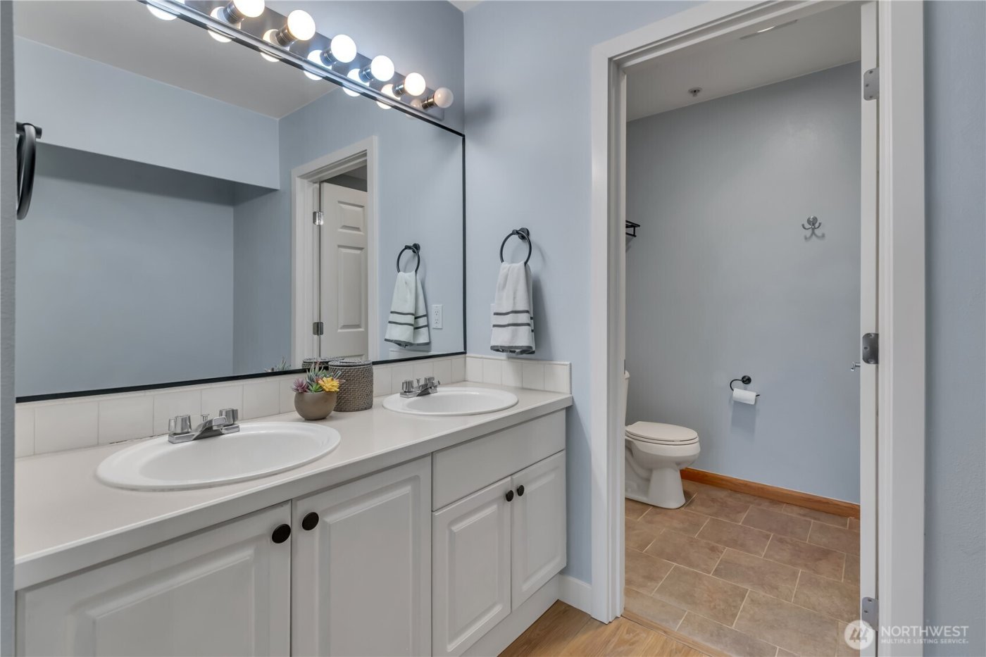 15310 Macadam Road S #A204, Tukwila, WA 98188