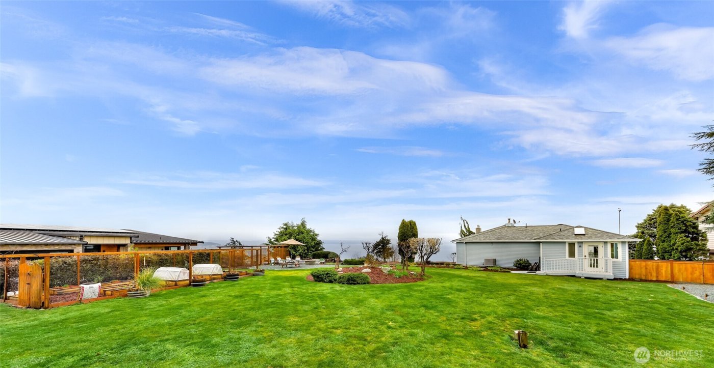 1207 Rainier Lane , Oak Harbor, WA 98277