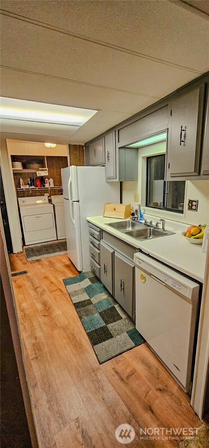 1540 Maple Lane #29, Kent, WA 98030