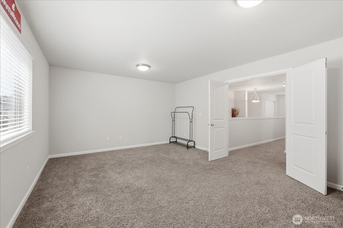 9939 Justman Street SE, Yelm, WA 98597