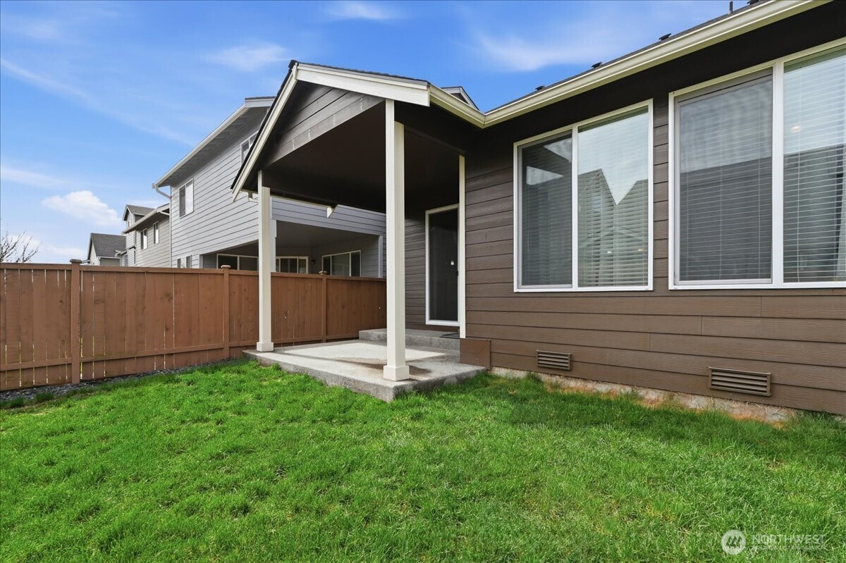 9939 Justman Street SE, Yelm, WA 98597