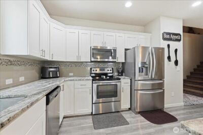 9939 Justman Street SE, Yelm, WA 98597 - Photo 7