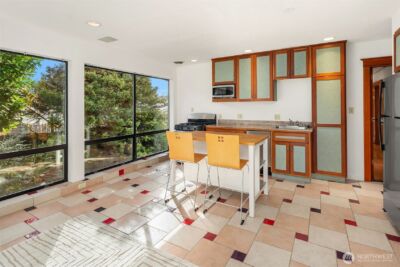 310 21st Avenue E, Seattle, WA 98112-5319 - Photo 22