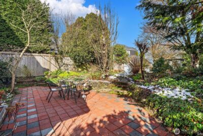 310 21st Avenue E, Seattle, WA 98112-5319 - Photo 27