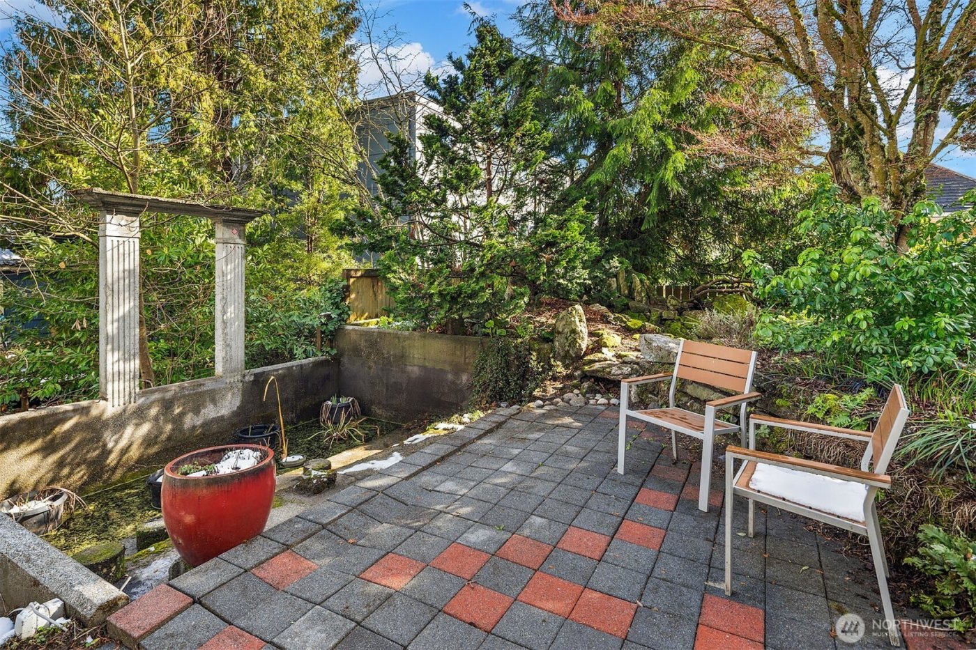 310 21st Avenue E, Seattle, WA 98112-5319