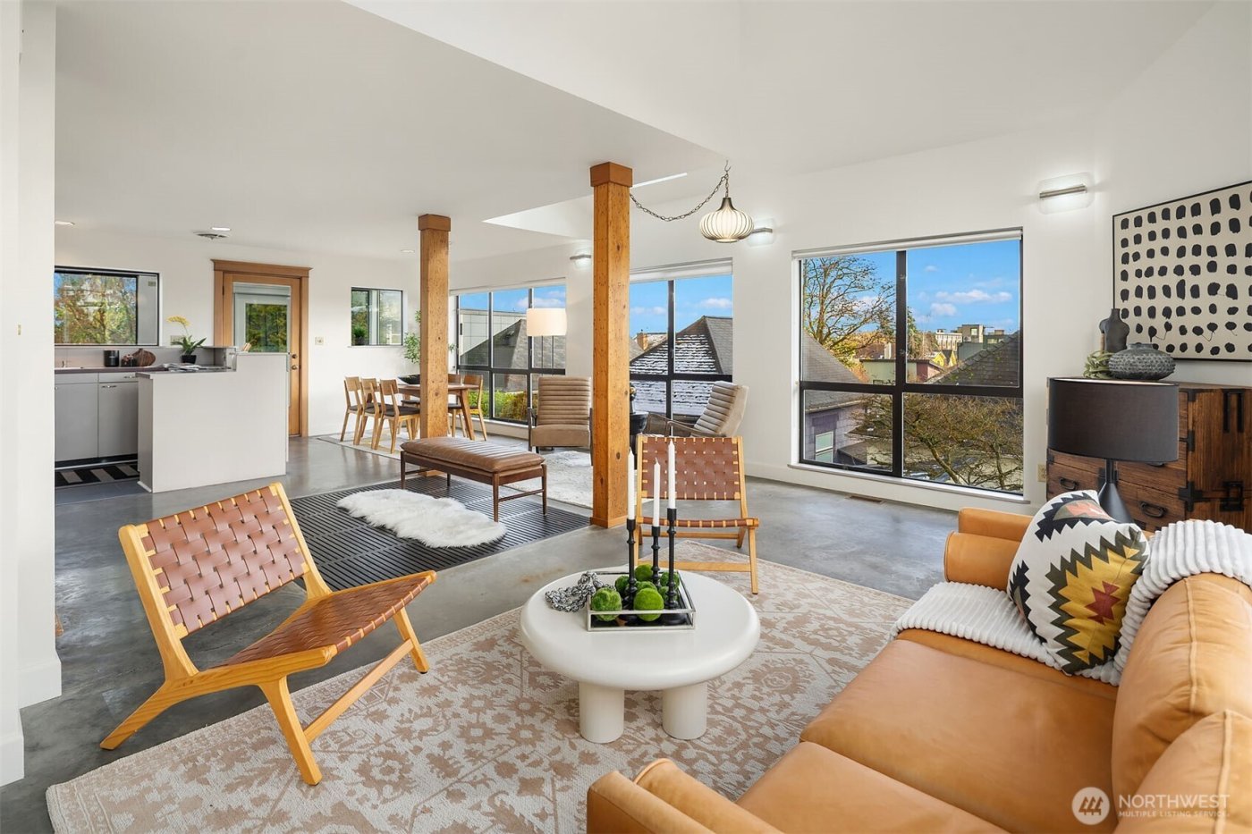 310 21st Avenue E, Seattle, WA 98112-5319