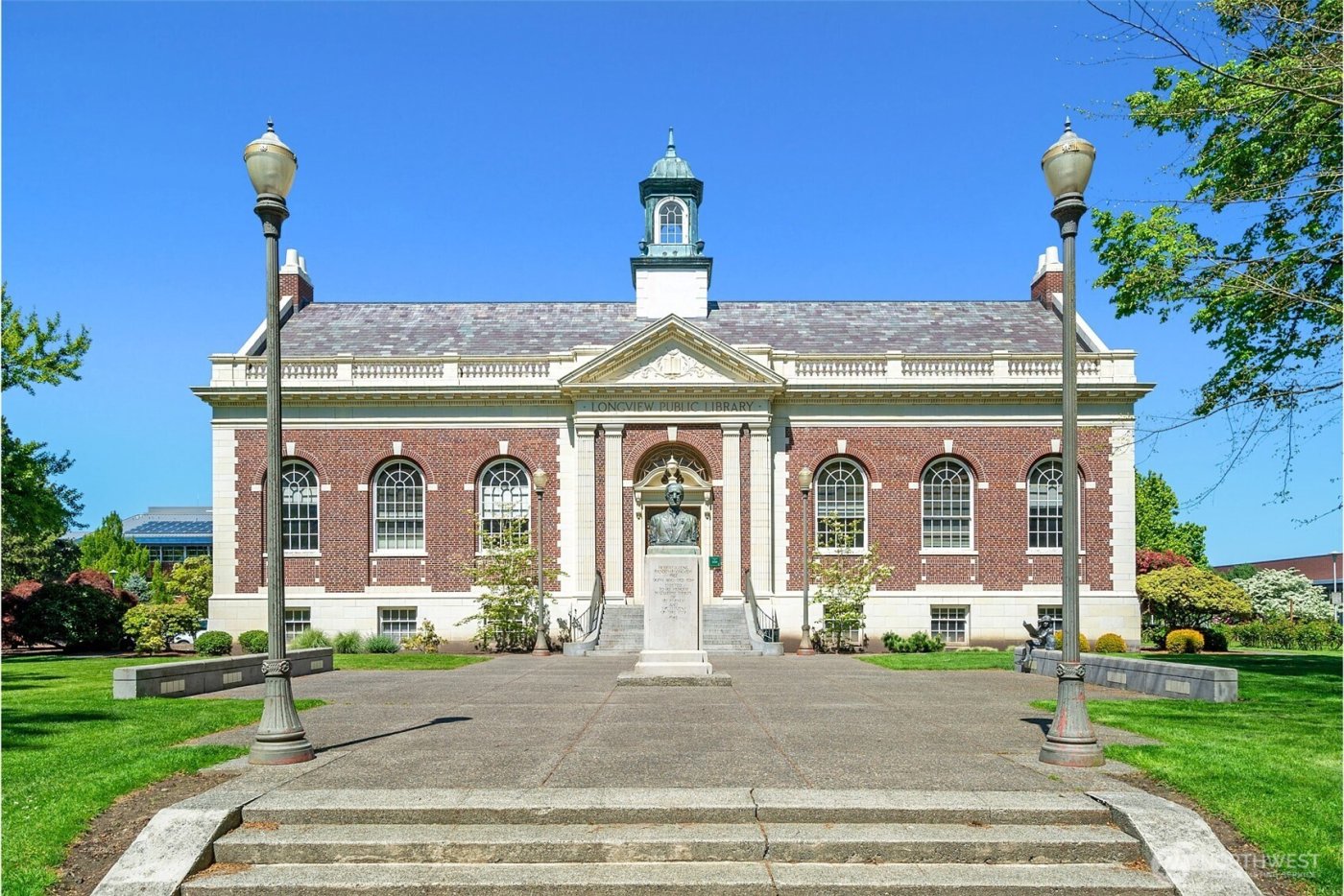 1906 Melody Way , Longview, WA 98632