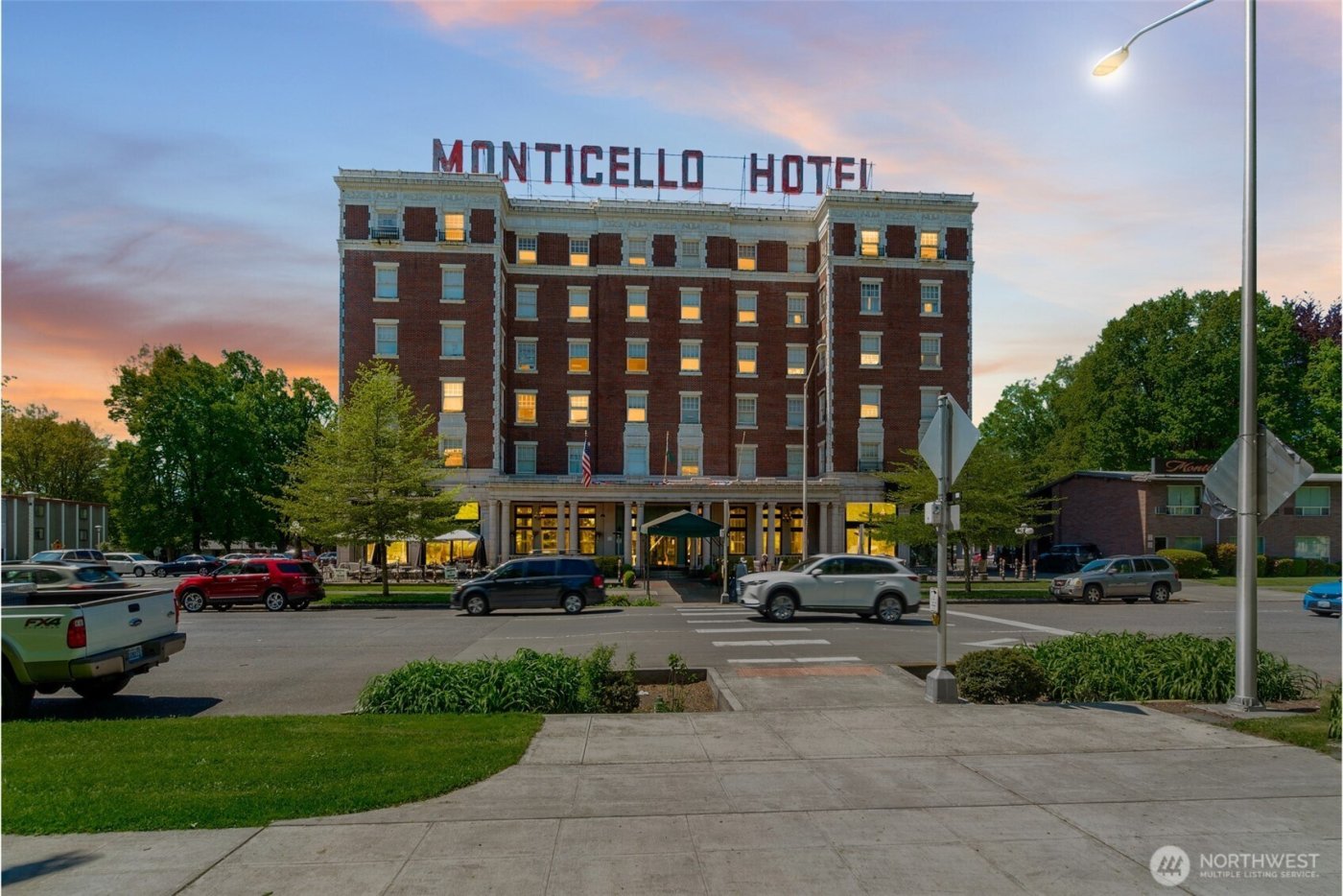 1906 Melody Way , Longview, WA 98632