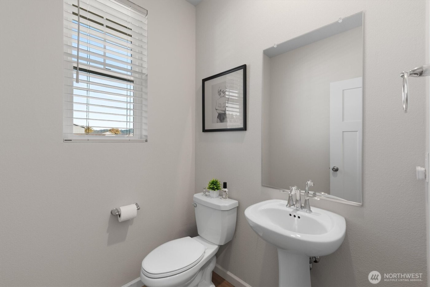 1906 Melody Way , Longview, WA 98632