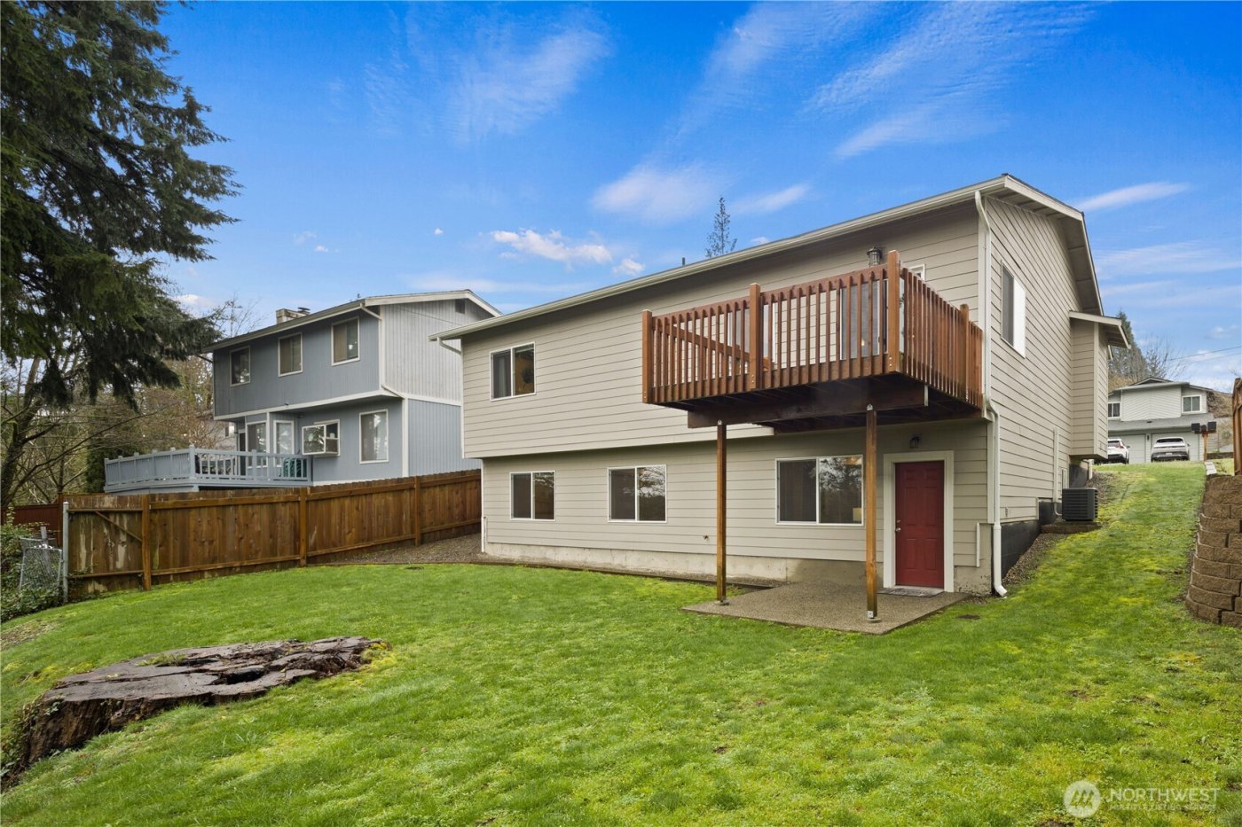 26568 221st Place SE, Maple Valley, WA 98038