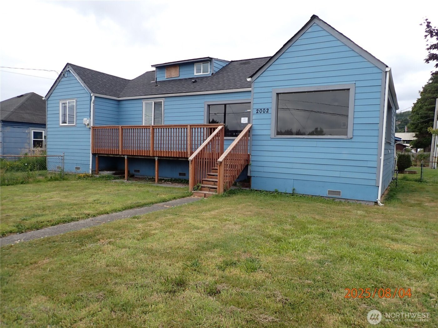 2002 Pacific Avenue , Aberdeen, WA 98520