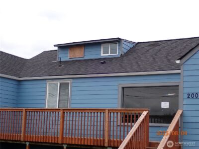 2002 Pacific Avenue , Aberdeen, WA 98520 - Photo 4