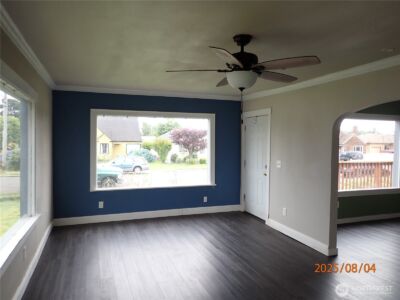 2002 Pacific Avenue , Aberdeen, WA 98520 - Photo 6