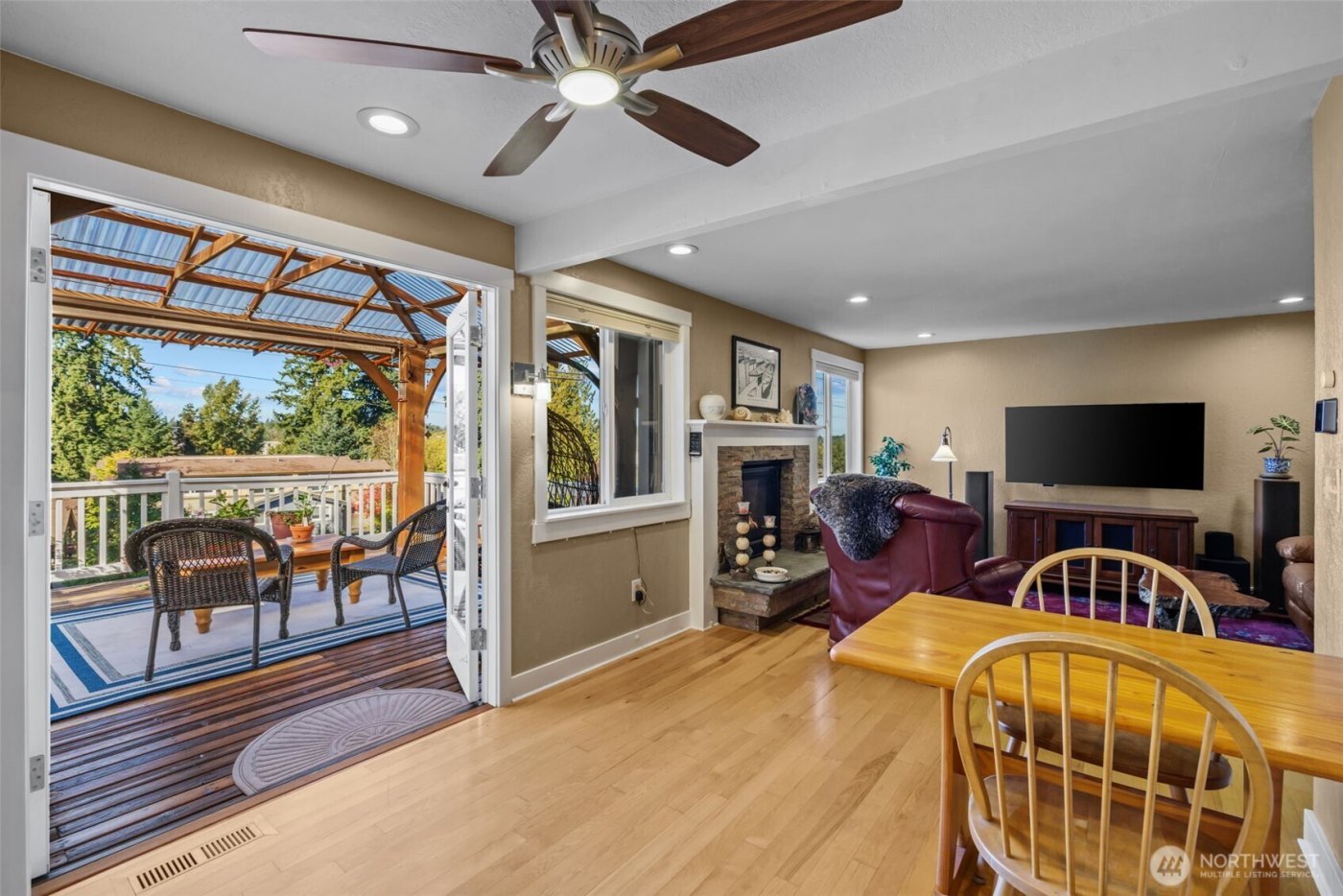 11303 126th Avenue NE, Kirkland, WA 98033