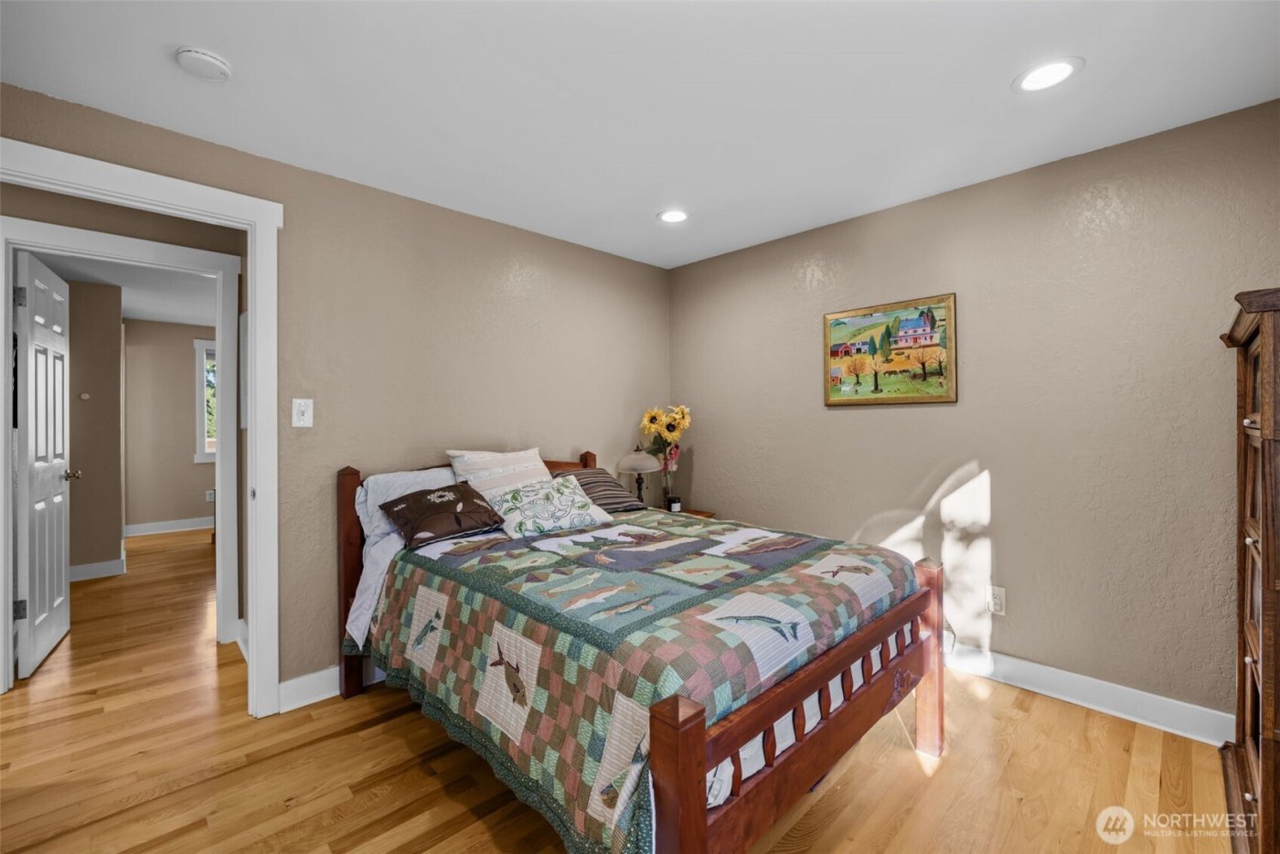 11303 126th Avenue NE, Kirkland, WA 98033