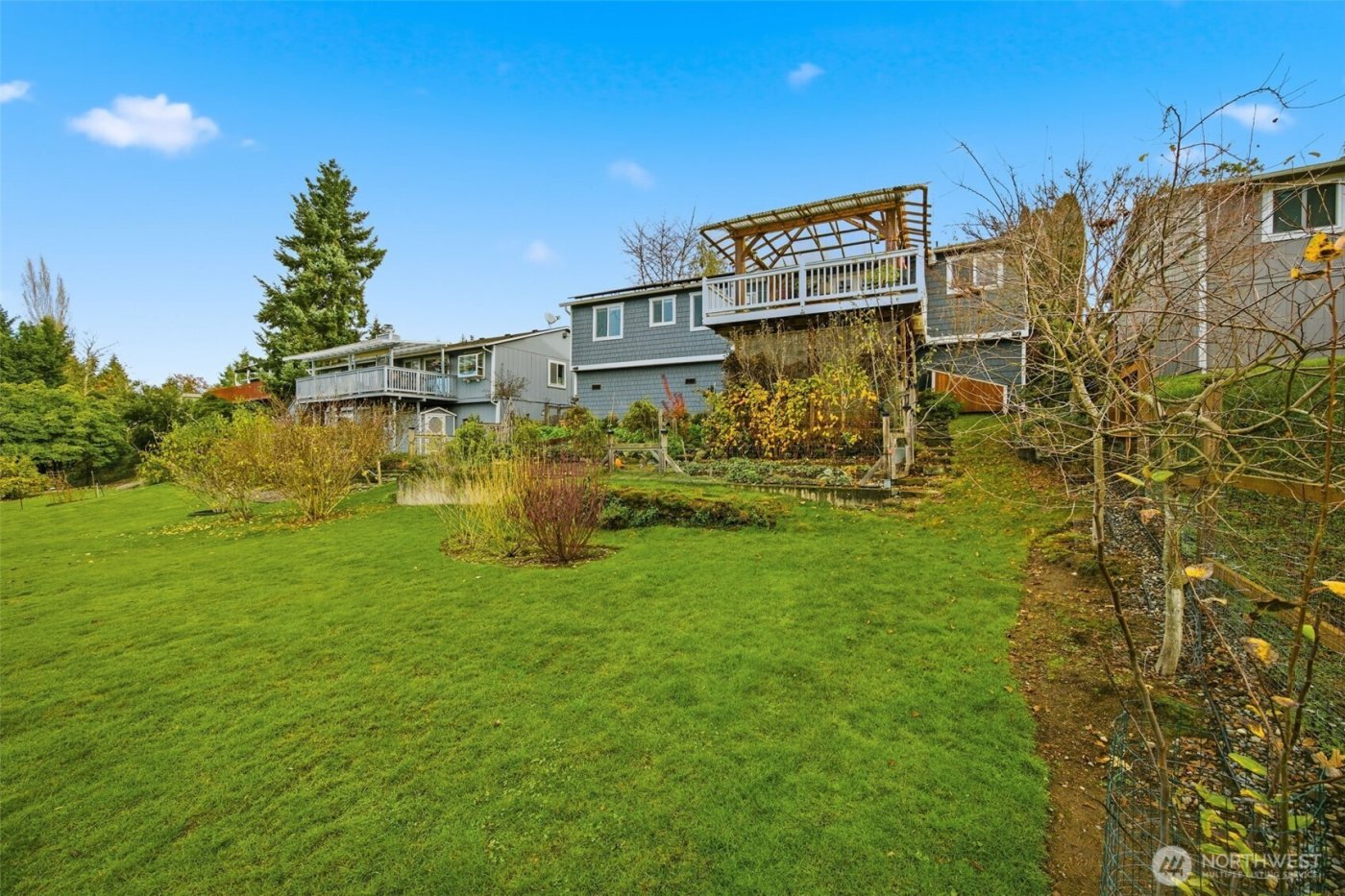 11303 126th Avenue NE, Kirkland, WA 98033