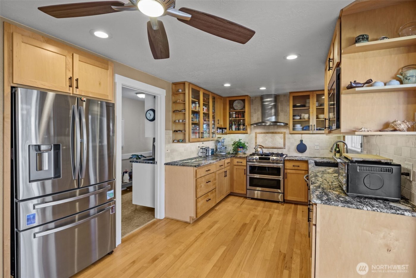 11303 126th Avenue NE, Kirkland, WA 98033