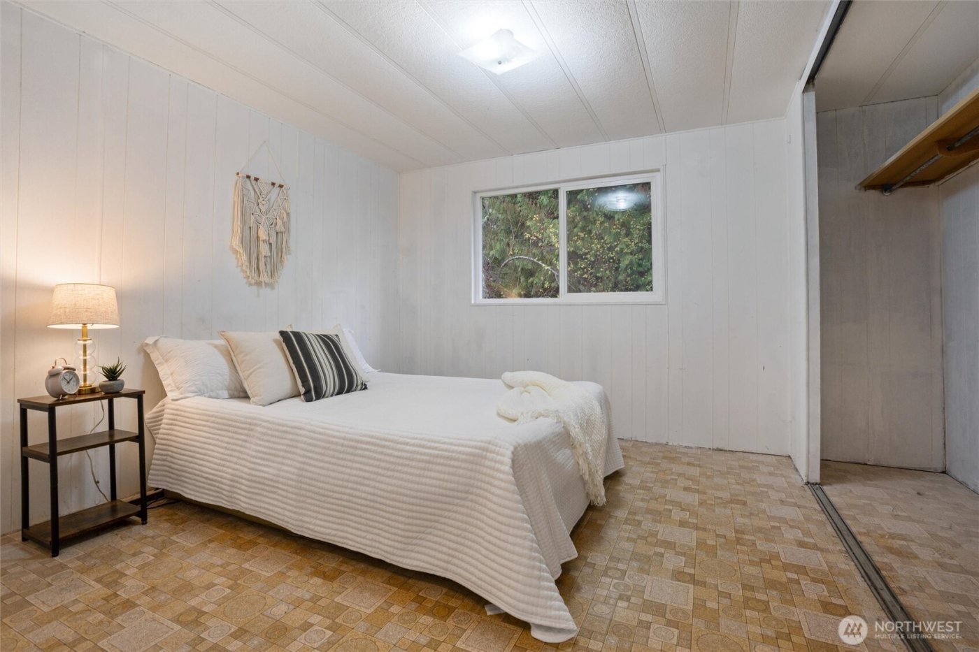 1916 Key Peninsula Highway NW, Lakebay, WA 98349