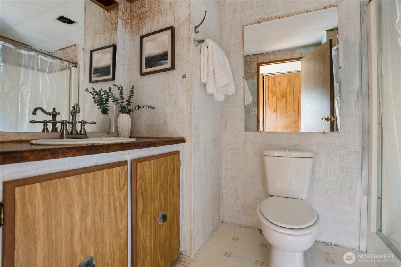 1916 Key Peninsula Highway NW, Lakebay, WA 98349