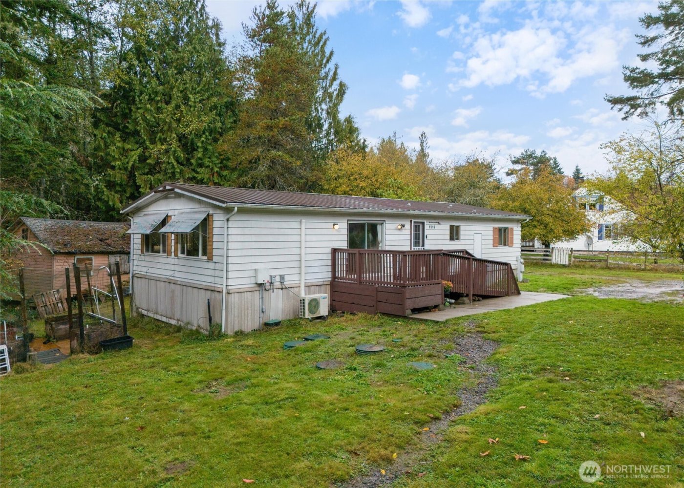 1916 Key Peninsula Highway NW, Lakebay, WA 98349