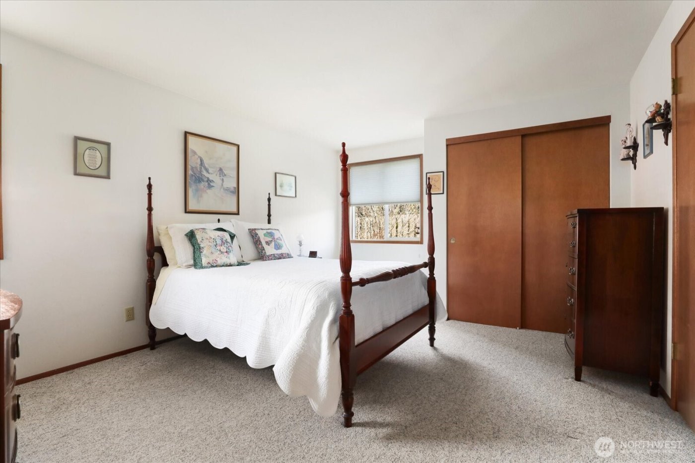 150 NE Nunan Loop #1, Oak Harbor, WA 98277