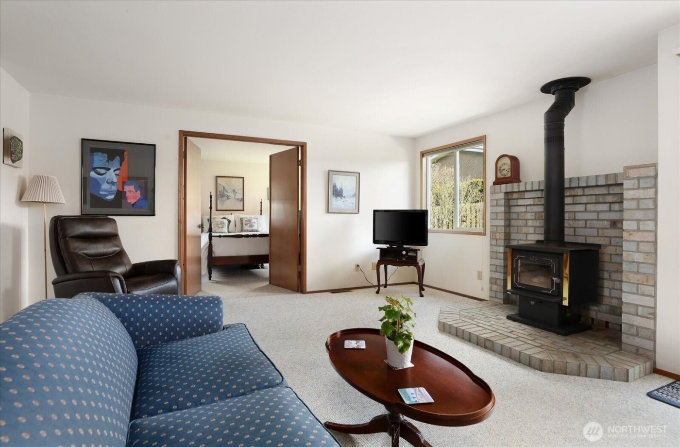 150 NE Nunan Loop #1, Oak Harbor, WA 98277