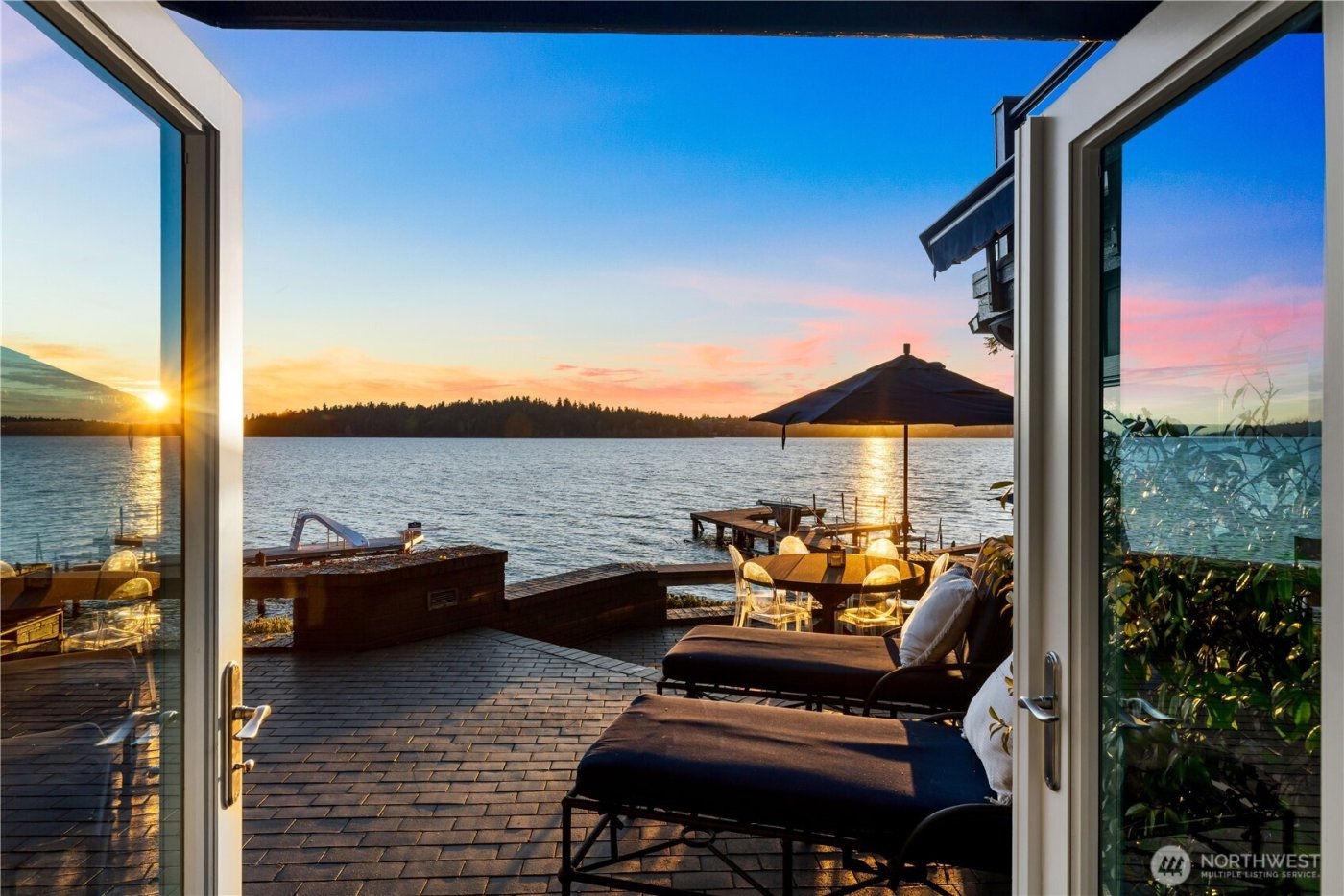 18 Holly Lane , Mercer Island, WA 98040