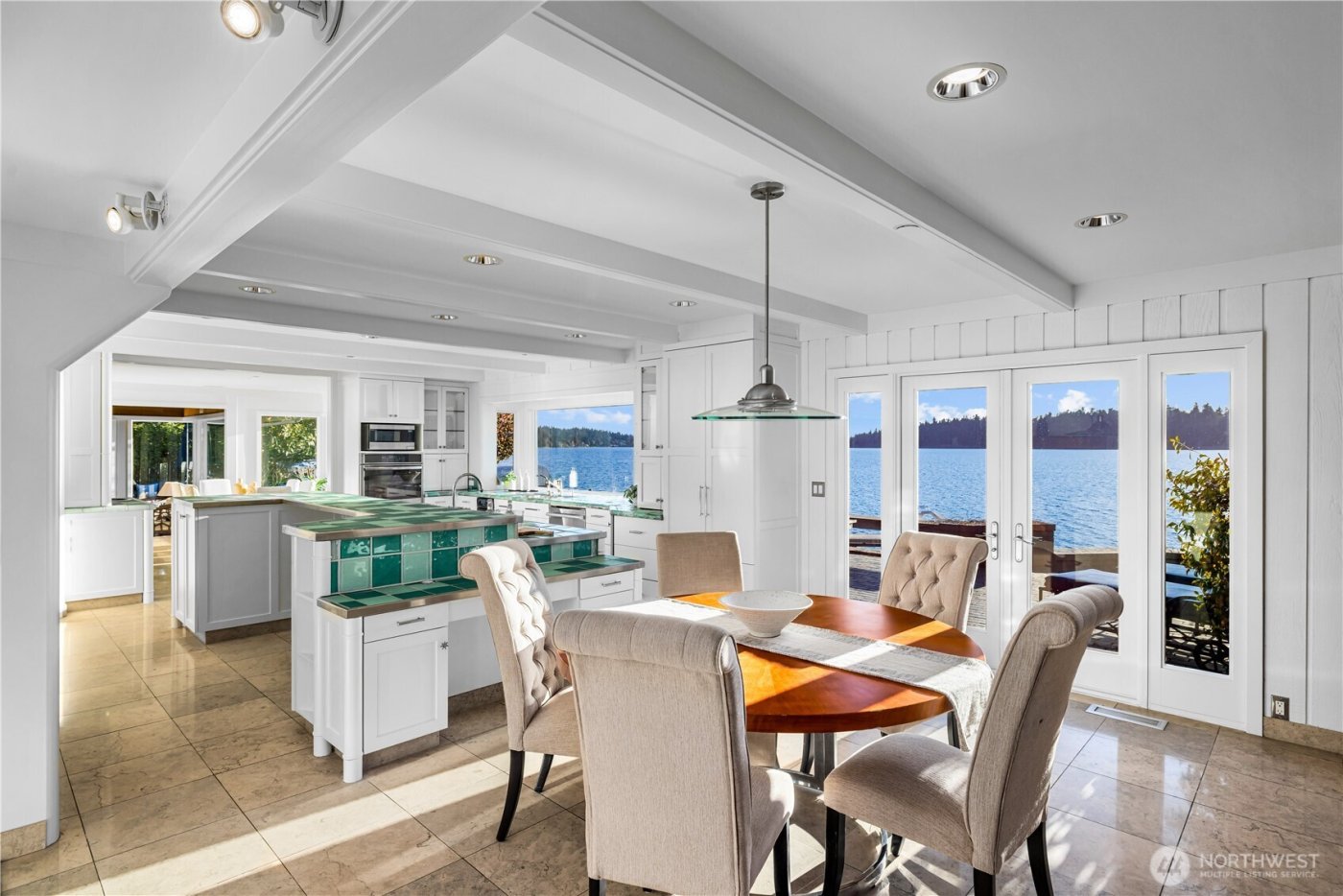 18 Holly Lane , Mercer Island, WA 98040