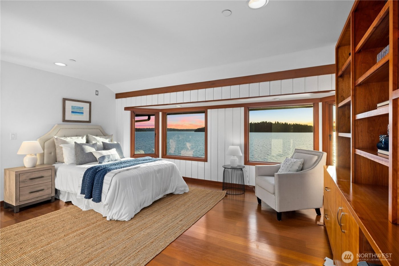 18 Holly Lane , Mercer Island, WA 98040