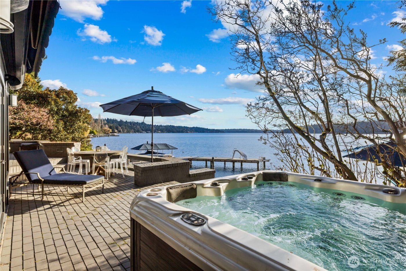 18 Holly Lane , Mercer Island, WA 98040