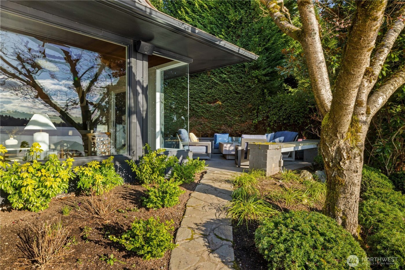 18 Holly Lane , Mercer Island, WA 98040