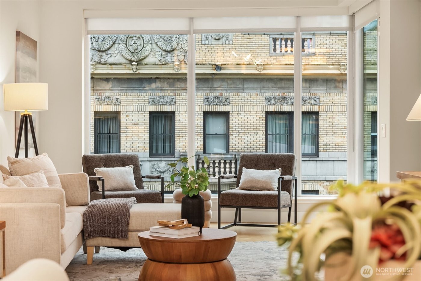 1920 4th Avenue #812, Seattle, WA 98101