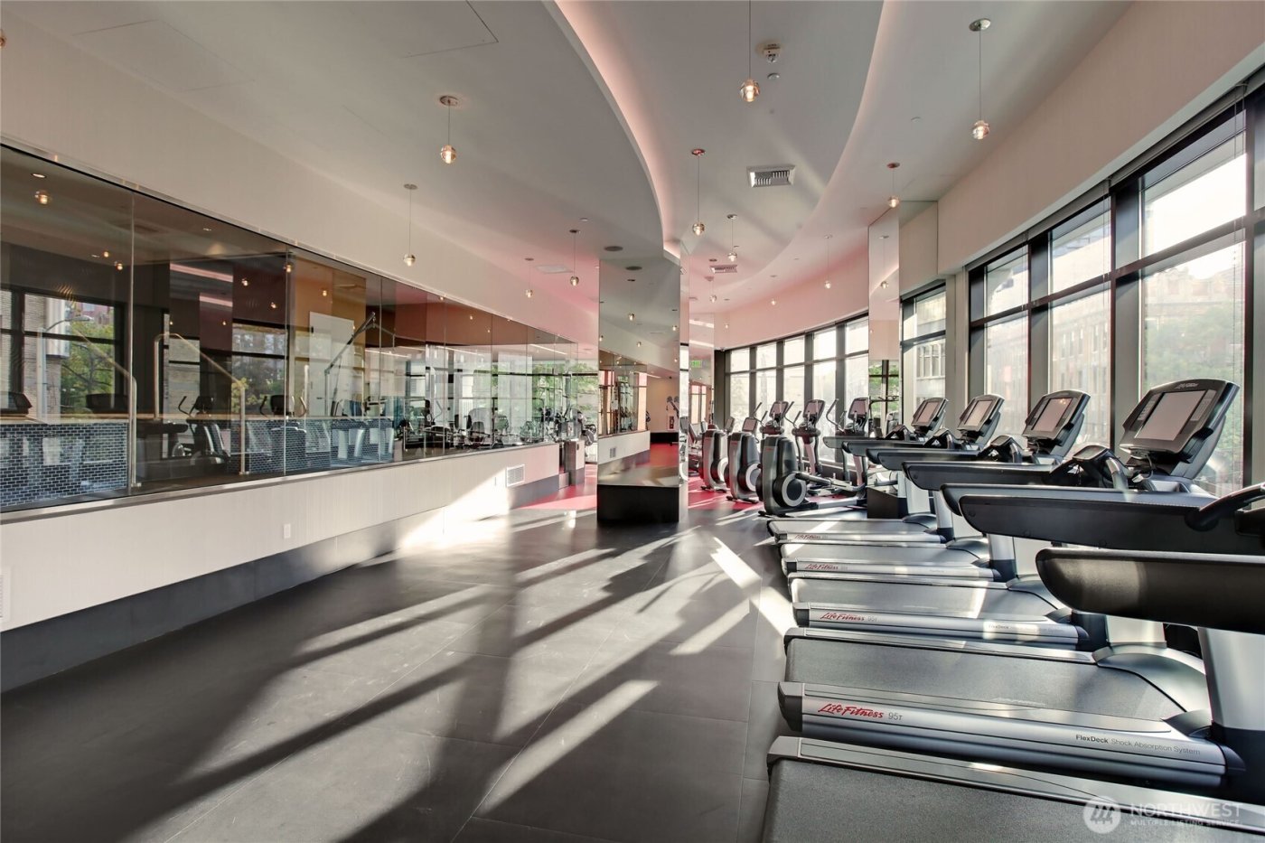 1920 4th Avenue #812, Seattle, WA 98101