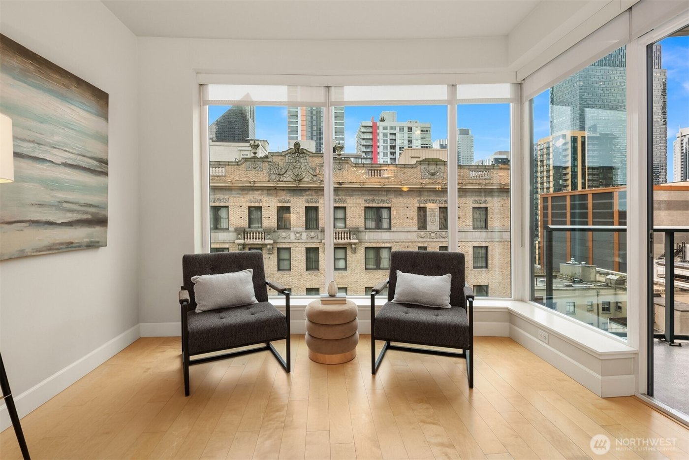 1920 4th Avenue #812, Seattle, WA 98101