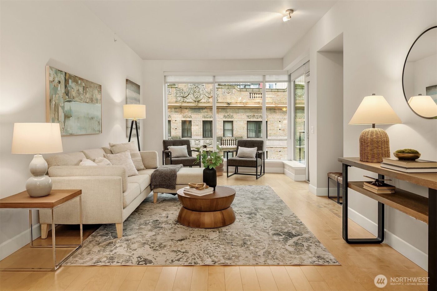 1920 4th Avenue #812, Seattle, WA 98101