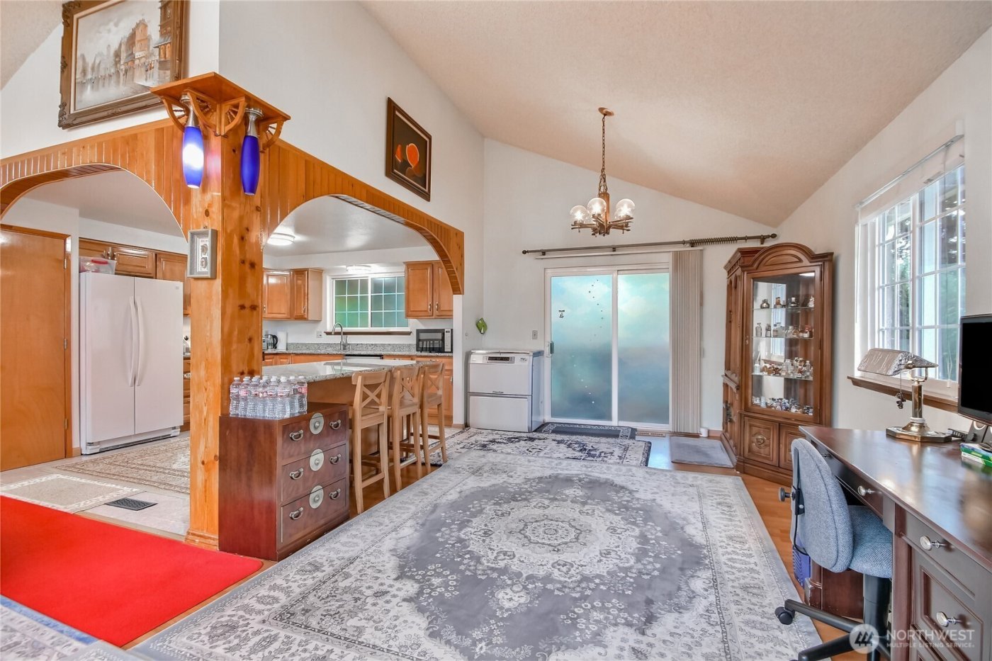 517 SW 324th St , Federal Way, WA 98023