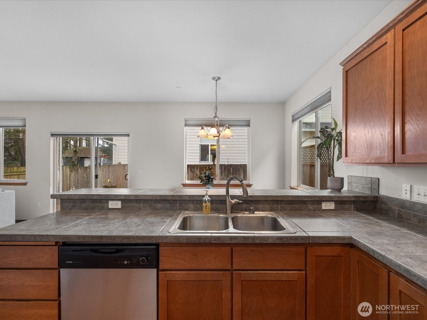 12324 29th Place W #6, Everett, WA 98204