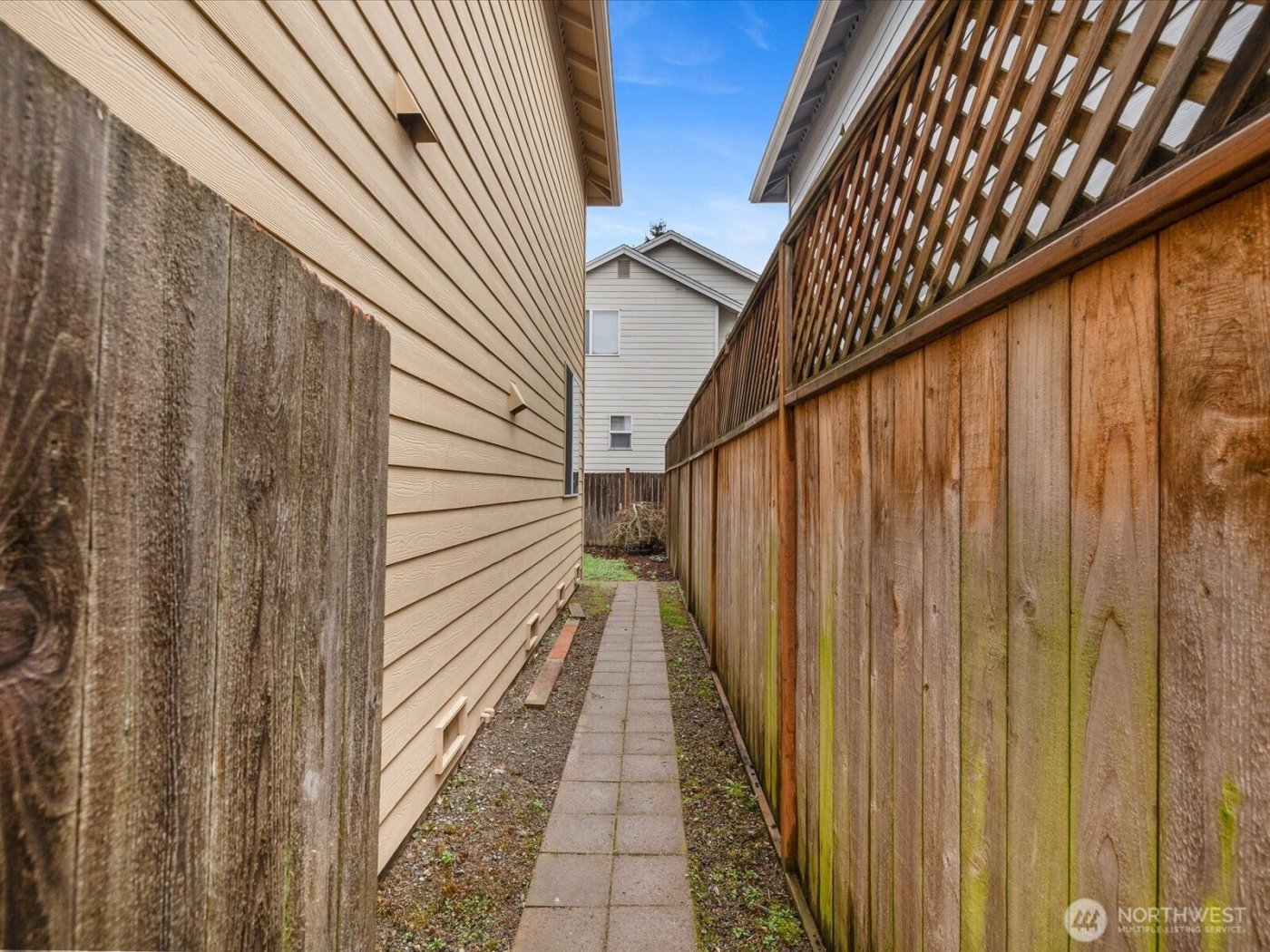 12324 29th Place W #6, Everett, WA 98204