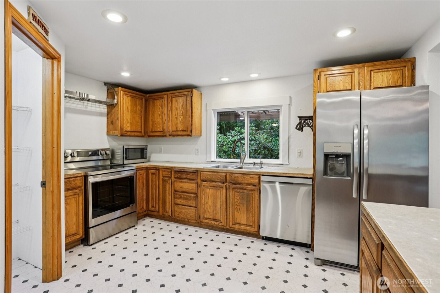 34408 NE 111th Street , Carnation, WA 98014