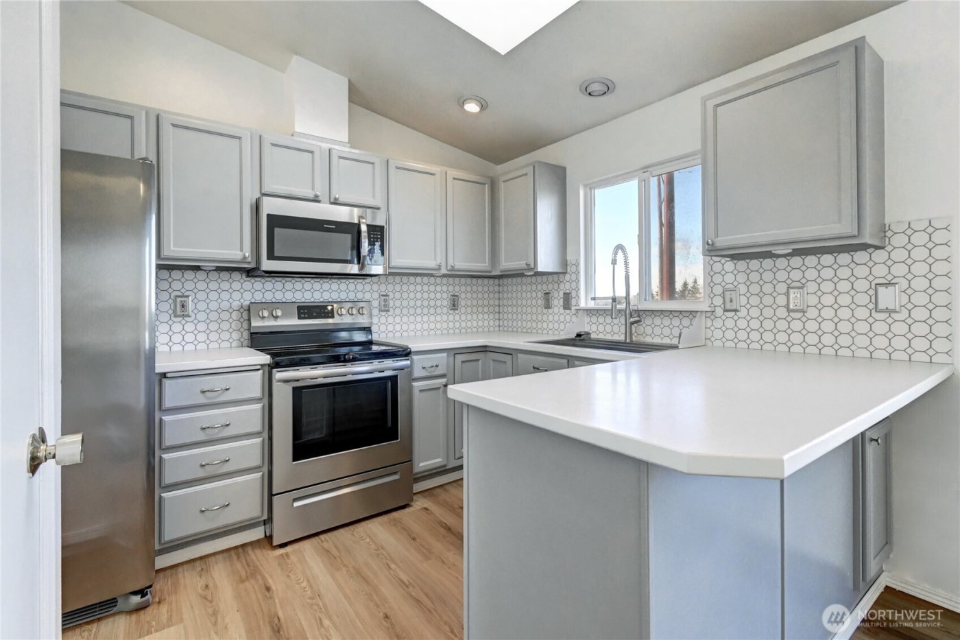 8025 Vista Drive , Arlington, WA 98223