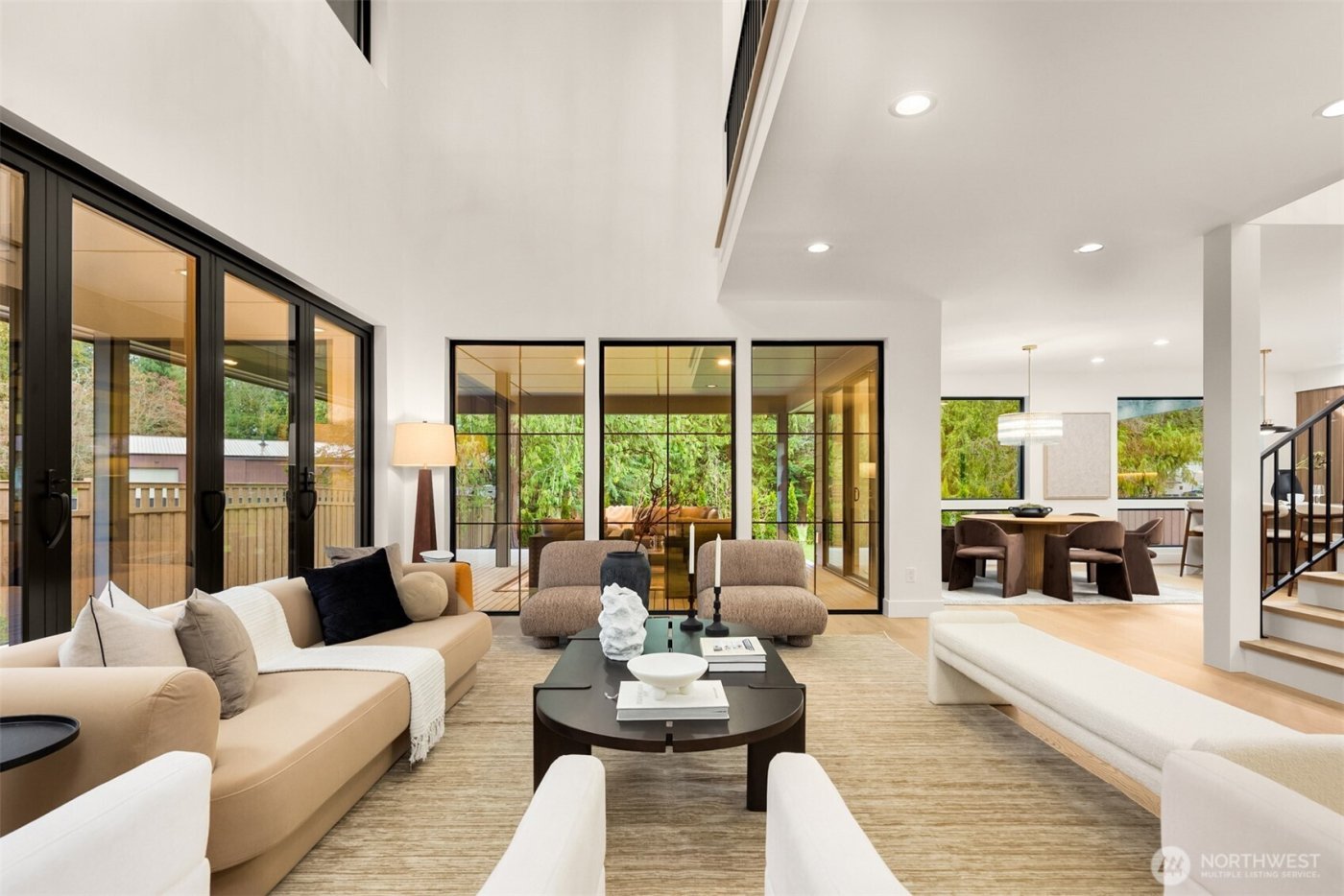 22900 101st Avenue SE, Woodinville, WA 98077-8004