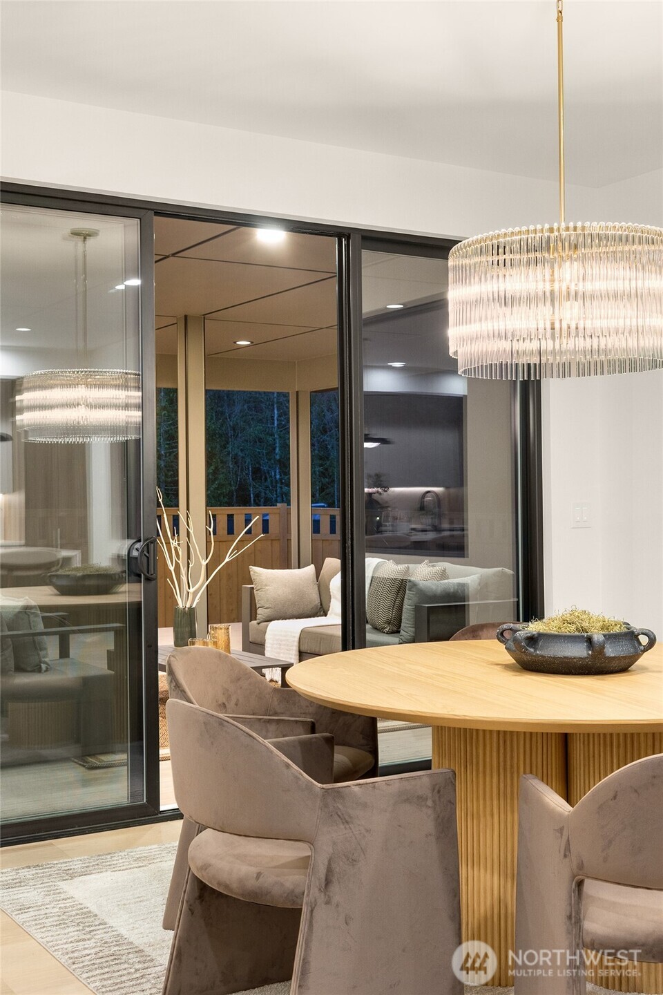 22900 101st Avenue SE, Woodinville, WA 98077-8004