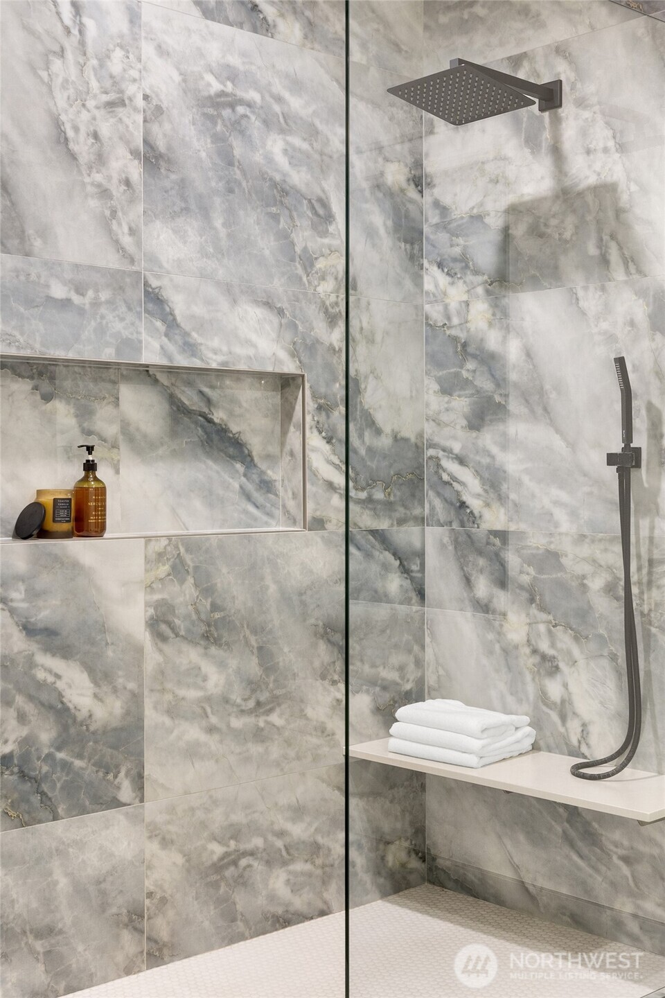 22900 101st Avenue SE, Woodinville, WA 98077-8004