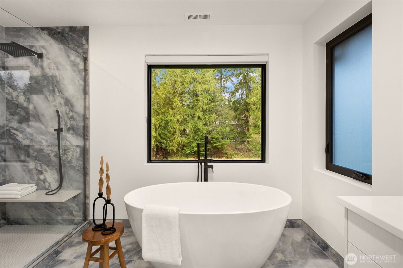 22900 101st Avenue SE, Woodinville, WA 98077-8004