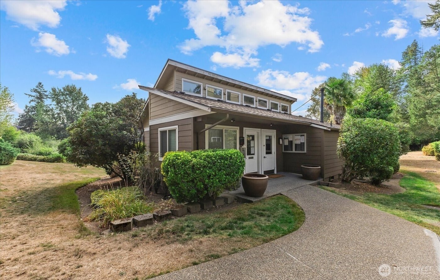 820 Cady Road #H101, Everett, WA 98203